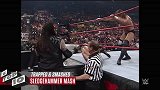 WWE-18年-十大密闭空间 奥斯丁驾驶起重机令HHH粉身碎骨-专题