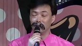 叶倩文：要不是因为费玉清这魔性穿搭的话，不至于笑的唱不下去