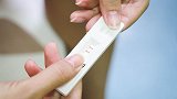 女子出差回来发现意外怀孕 真相：醉酒后被相熟男同事侵犯