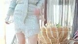 真想要个这样的老婆，40岁了还这么会打扮，真好