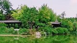 秋已深，秋风清凉，吹来苒苒人间烟火气。