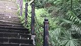 这分贝不亚于城市的噪音，但却让人宁静……