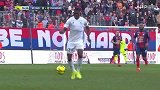 第76分钟斯特拉斯堡球员福法纳射门
