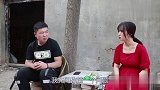 农村小伙戏耍小姑娘，没想到却被丫头耍的团团转，真是太有意思了