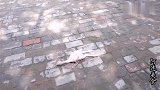 儿子抬来五只鸡，让爸爸做手撕鸡，做了整整一大铁盘