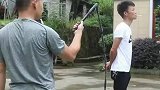 多多少少带点私人恩怨