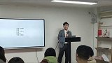 谁蹉跎了岁月，岁月就狠狠打谁的脸。谁背弃了时光，时光就要谁好看。