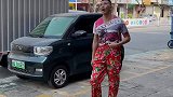 竹竿兄出门去买鞋子了