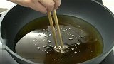 自从学会这盘土豆，7天吃6顿也不腻，不用水煮不用炖，吃着像烧烤
