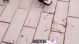 钓鱼佬的打窝方式能有多奇葩