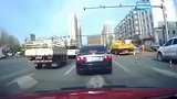 肆无忌惮的逆行超车，结果可想而知!