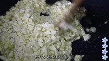 豆腐别再炖着吃，教你秘制新吃法，一次做3斤，出锅比红烧肉解馋