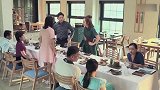 同学聚会上小娇妻被羞辱，丈夫忍不了了，当众怼的同学没脸