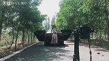 一个人的旅行，背包，单反，三脚架