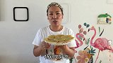 今天用芝麻烙个饼，一锅烙4个，真好吃，把制作方法分享给大家