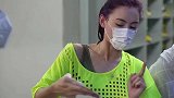 张柏芝晒带孩子玩耍视频 意外曝光三胎儿子正脸