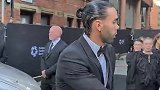 阿森纳男女足球员盛装出席PFA颁奖典礼