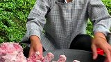 山里人炖大牛骨
