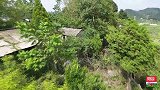贵州一山顶上的废弃城堡，一老人在上面隐居40年，与世无争