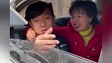 爆笑：姐妹俩感情好不好，我一眼就能看出来