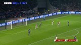 格纳布里中场抢断奔袭 禁区贪功低射引莱万不满