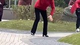 现在这广场舞，越来越不敢看了