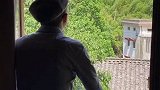 身边的朋友拼了命在城里买房，而我却独守民宿小院，坚持田园慢生活，这算不算没有出息？#向往的民宿 #向往的生活
