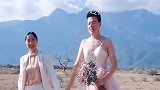 海边偶遇有趣的新郎