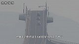 日本“垂直大桥”惊艳世界，专家：当镜头拍到侧面，你就明白了！