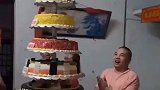 父亲91岁生日，子女买10层蛋糕庆祝