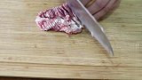 水果也能做菜教你做酸甜开胃的菠萝咕咾肉，菠萝清香解腻