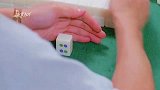 这样打麻将也实在太拼了吧，居然把麻将吃下去了什么情况！