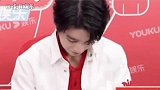 王俊凯 小凯的采访还是一如既往的有梗 那句“滚”绝了哈哈哈哈哈