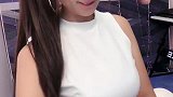 网红美女真是有才华，很有表演天赋！