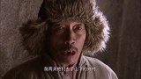 小伙砍柴看到日本鬼子杀来 立马回家把八路军转移