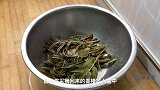 香椿鸡蛋新吃法，不炒不油炸，3分钟出锅，简单营养又好吃