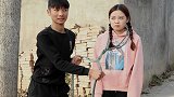 短剧：小伙怕漂亮媳妇丢了，用绳子绑着她，没想一次失误媳妇丢了