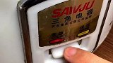 这次做了有骨头的鸡爪，啃着应该香很多