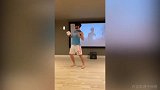 脚下有魔法！伊斯科卷纸挑战来了 网友：或是球感最接近梅西之人