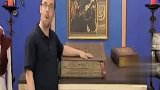 国外恶搞：现实版哈利波特，男子被书活活吞了，当场人尖叫出声！