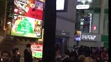 大兄弟你这个头型很拉风呀，就是不知道你怎么进门！