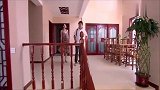 小老板带着美女来看房子，一身财大气粗的气息