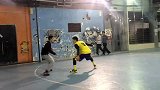 街球-14年-上海X-BATTLE街球战队 控球后卫阿斌 VS 上海大众主力得分后卫-专题