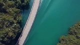 国内最美的水上浮桥、位于湖北施恩、不知道中间能停留吗