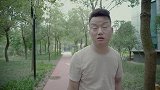 美女孤身一人，被酒鬼追了三条街，原因居然是因为这个