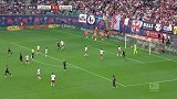 德甲-1617赛季-第60分钟进球 阿隆索倒地冲顶头球摆渡 蒂亚戈头球接力扳回一城-花絮