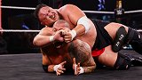 NXT接管大赛36：筋肉重摔解禁重出江湖 萨摩亚乔重返擂台PK克罗斯