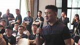 宋亚东化身PP体育前方记者 现场尖锐提问“刁难”宋克南
