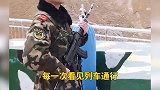 昆仑山上，武警战士吸着氧气站岗，思念着远方的家乡……致敬边防战士！