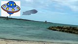 海面上空出现巨型UFO画面，这场面堪比好莱坞大片！